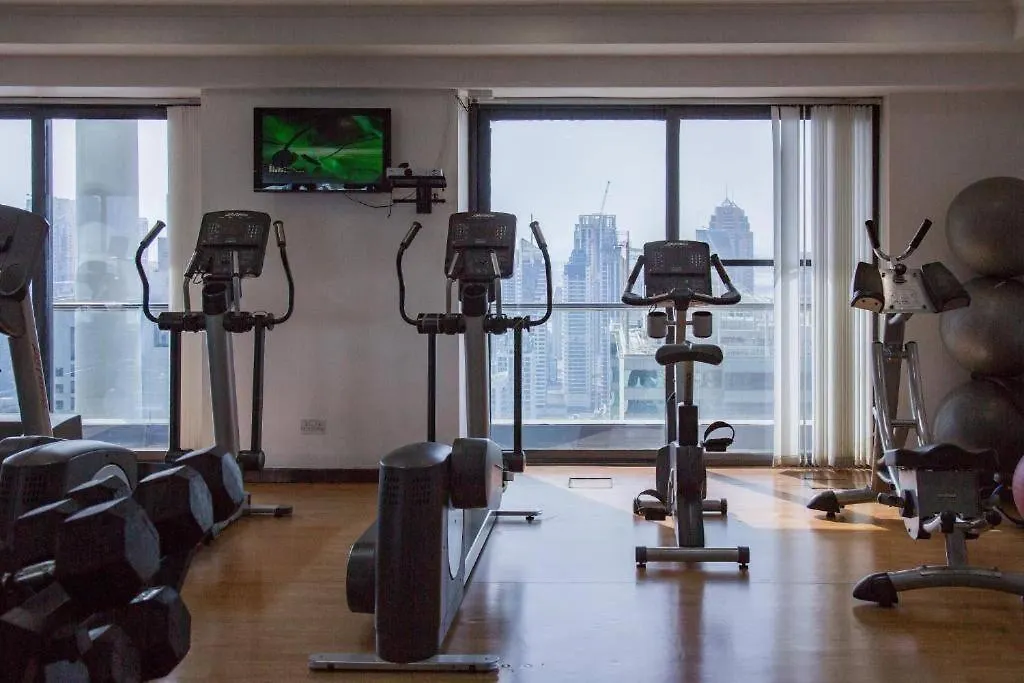 Amazing Lake Skyline View Cozy Apartment Dubai